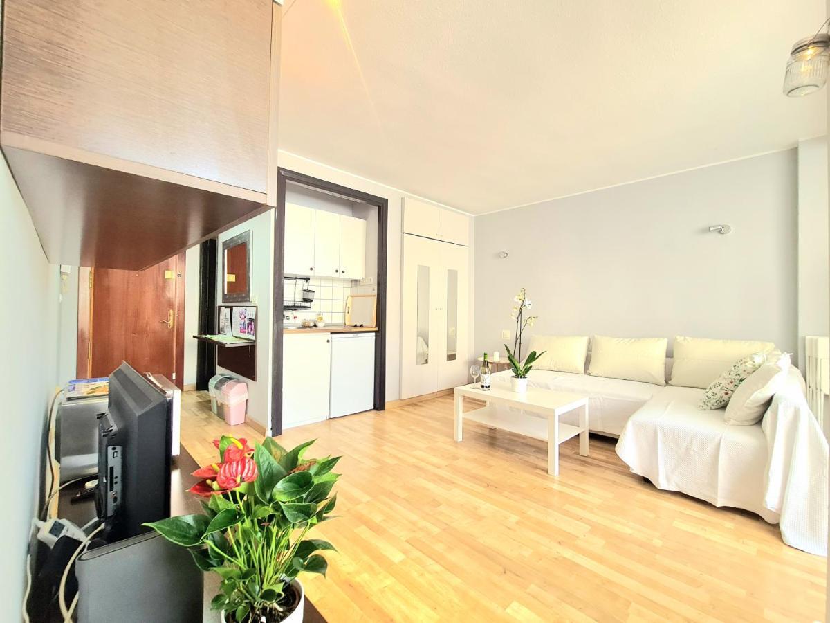 Aa Guest - El Mono De Torre Del Mar Eco Apartment Экстерьер фото