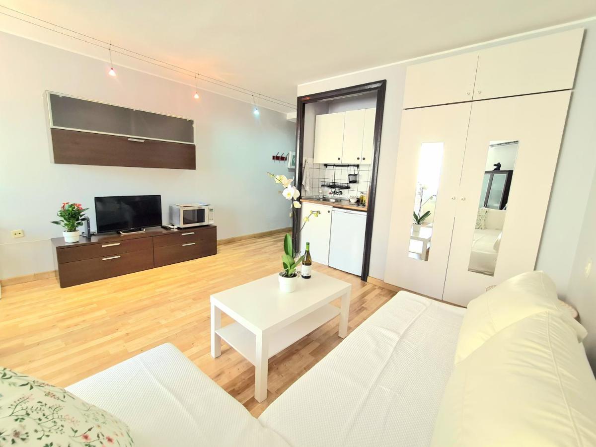 Aa Guest - El Mono De Torre Del Mar Eco Apartment Экстерьер фото
